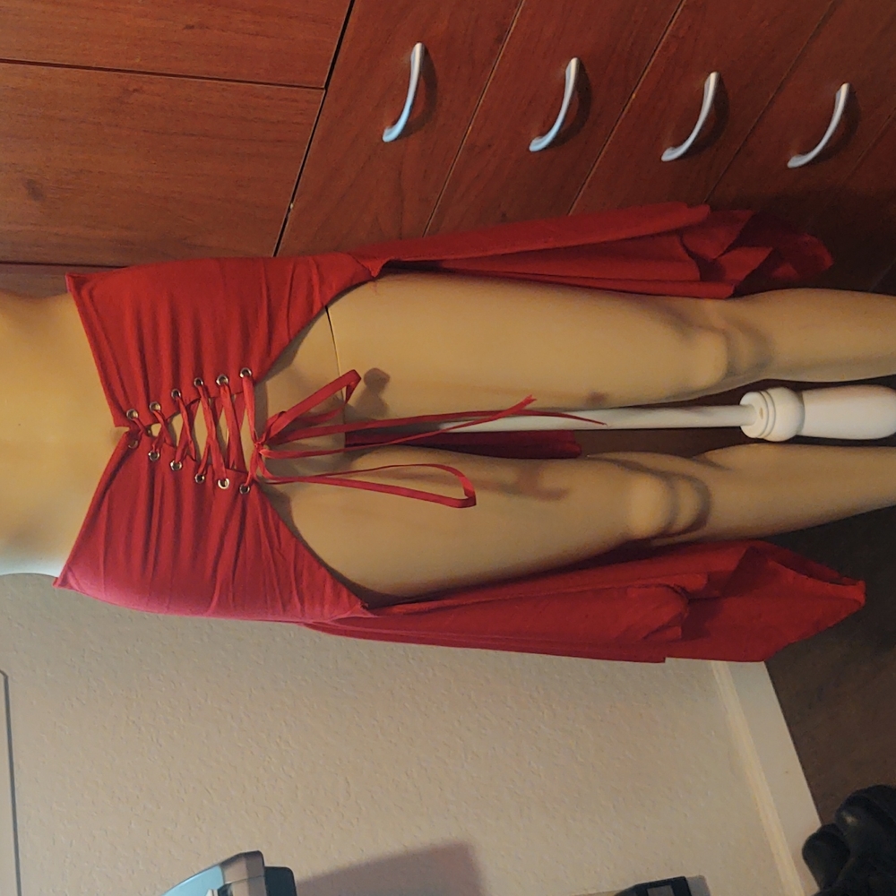 2 Lace up overskirts